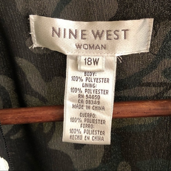 Nine West Women Lush Floral Too - Picture 2 of 8